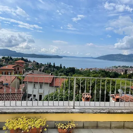 Feriehus La Casa Nel Borgo Con Meravigliosa Vista Lago Verbania