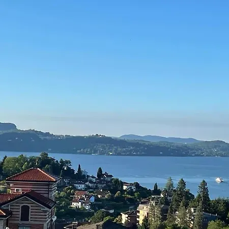 Feriehus La Casa Nel Borgo Con Meravigliosa Vista Lago Verbania