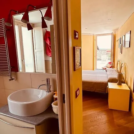 La Casa Nel Borgo Con Meravigliosa Vista Lago * Verbania