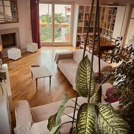 La Casa Nel Borgo Con Meravigliosa Vista Lago Feriehus