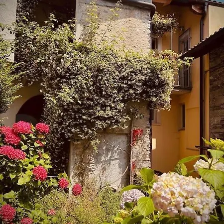 La Casa Nel Borgo Con Meravigliosa Vista Lago Feriehus Verbania