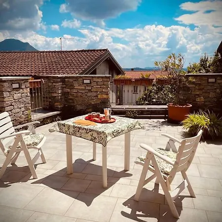 La Casa Nel Borgo Con Meravigliosa Vista Lago